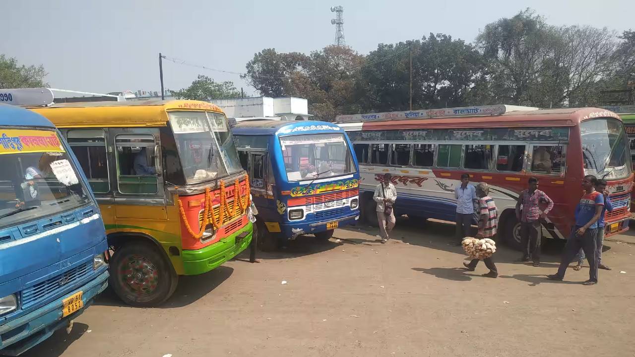 bus stand