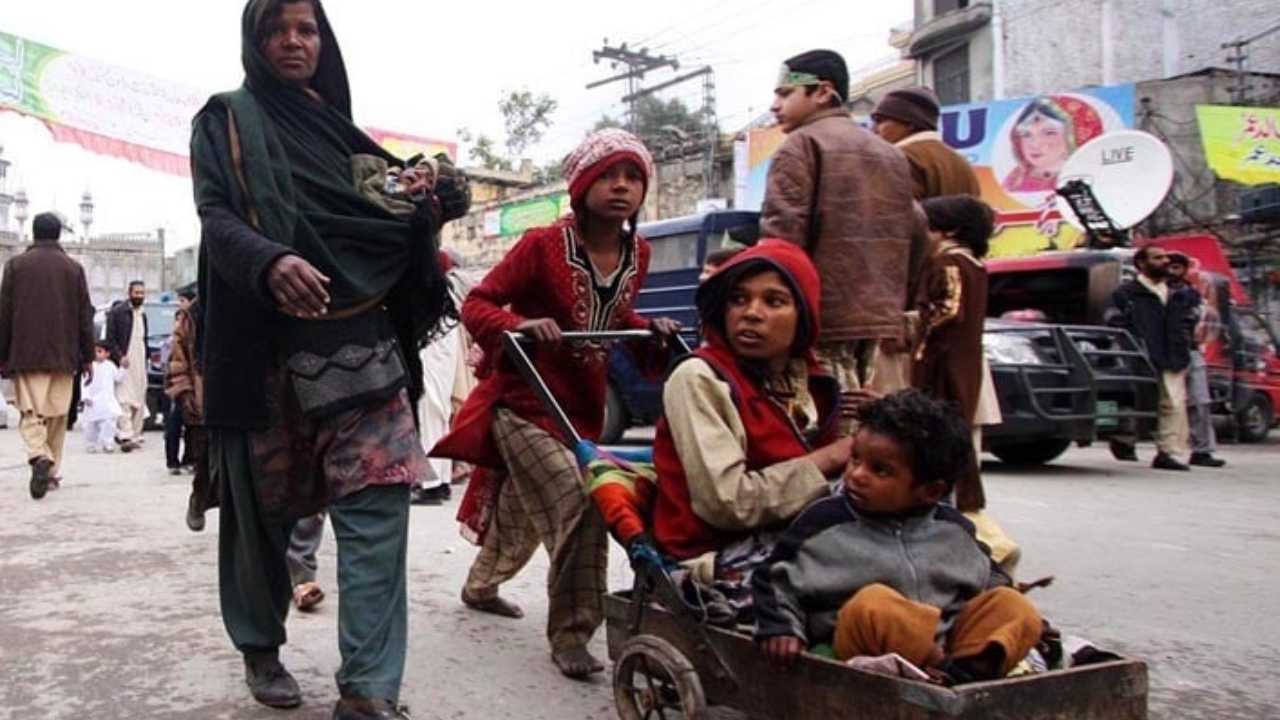 Saudi Arabia on Pakistani Beggar