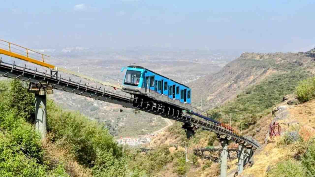 Funicular Rail