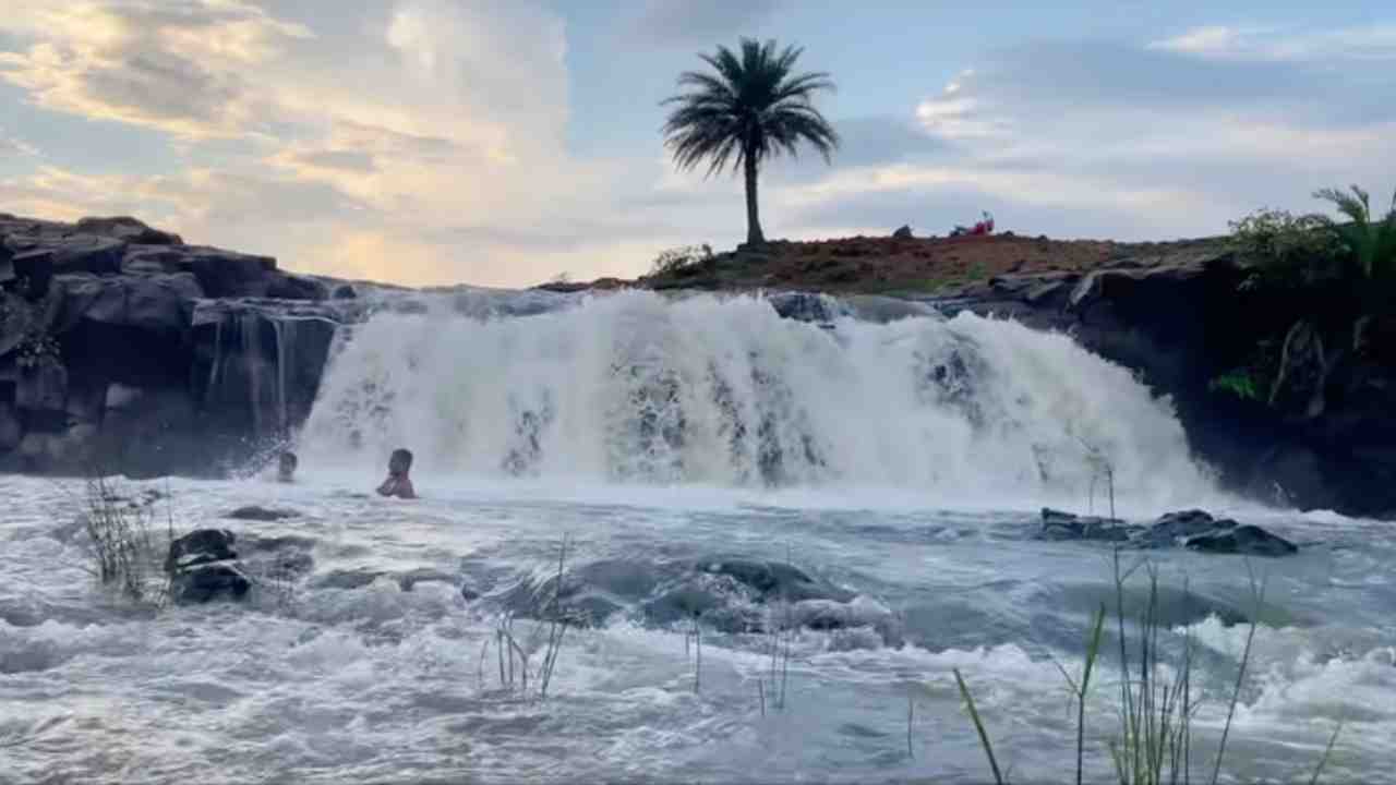 Ghagar Waterfall