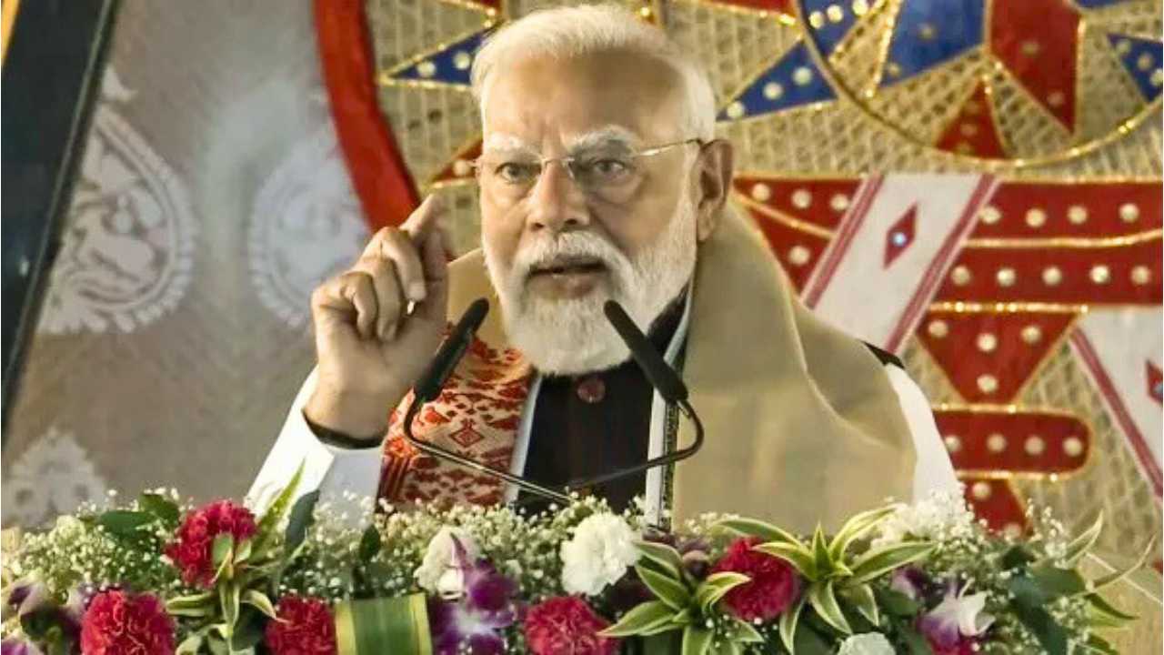 Narendra Modi at Singur latest updates