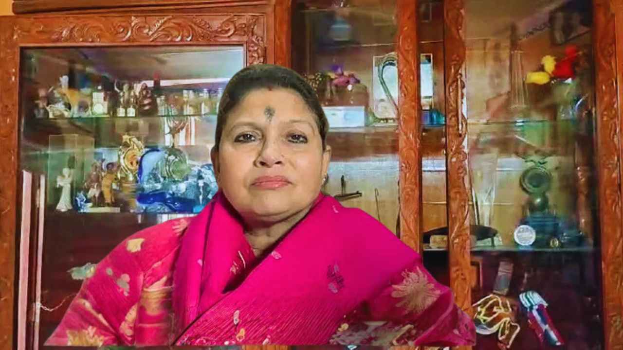 Theft At Bula Chowdhury’s House