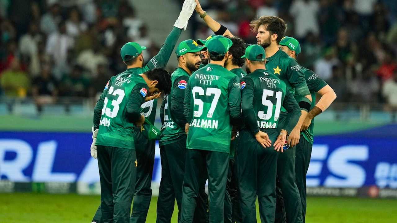 Pak Players in The Hundred League New Update