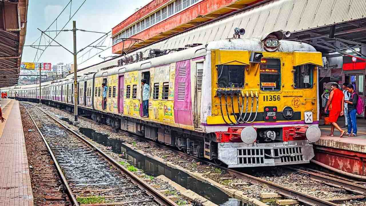Train cancelled Howrah